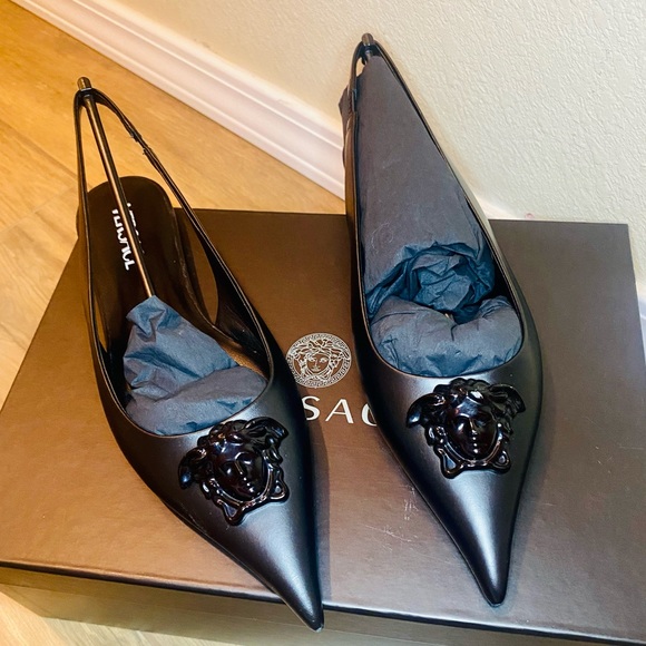 NEW! VERSACE Black Calf Leather La Medusa Slingback Pointed Toe Flats - Picture 7 of 17